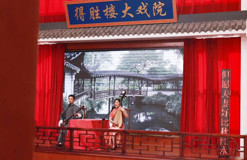 啤酒城、北茶商街“雙節(jié)”活動(dòng)活躍節(jié)日經(jīng)濟(jì)(圖5)